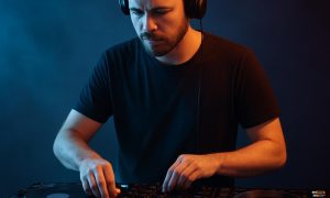 Live DJ Sets как новый формат прослушивания музыки почему стоит попробовать